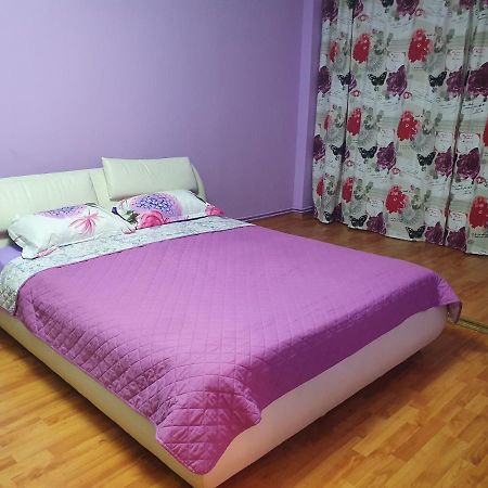 Crema Apartaments โปลเยชต์ ภายนอก รูปภาพ