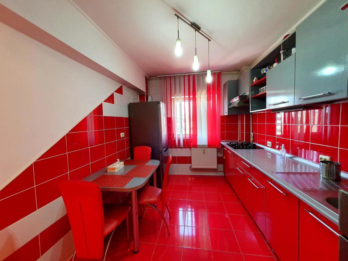 Crema Apartaments โปลเยชต์ ภายนอก รูปภาพ