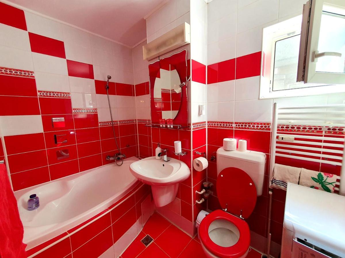 Crema Apartaments โปลเยชต์ ภายนอก รูปภาพ